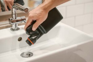 خطرات باز کردن لوله با اسید