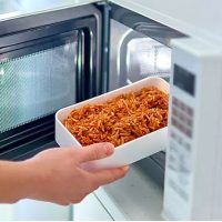 مزایا و معایب استفاده از مایکروویو در زندگی روزمره