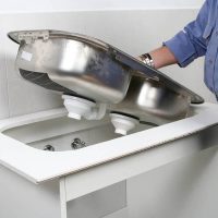 ۵ اشتباه رایج در نصب سینک ظرفشویی و روش جلوگیری از آن‌ها